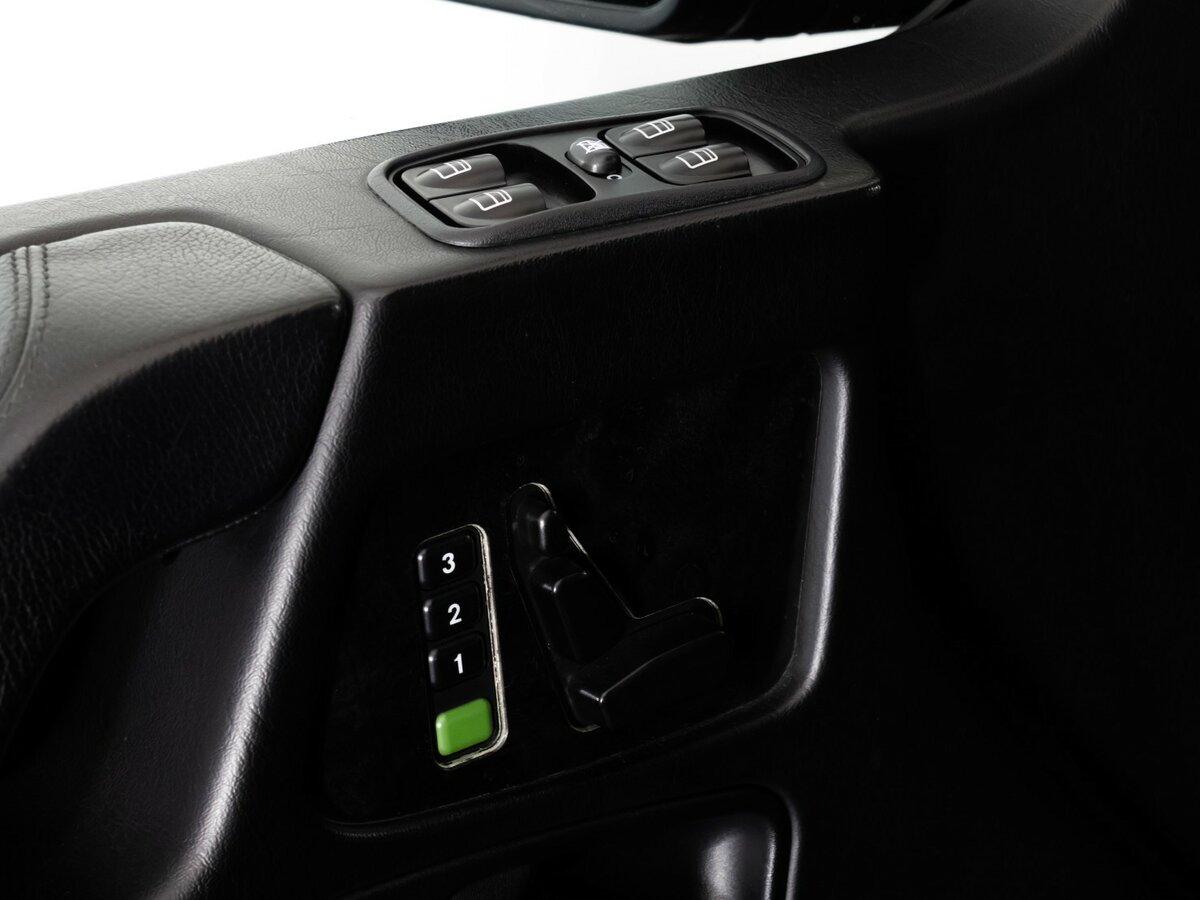 Mercedes-Benz G-Класс 500 II (W463) Рестайлинг 2, 2011 Фото №15