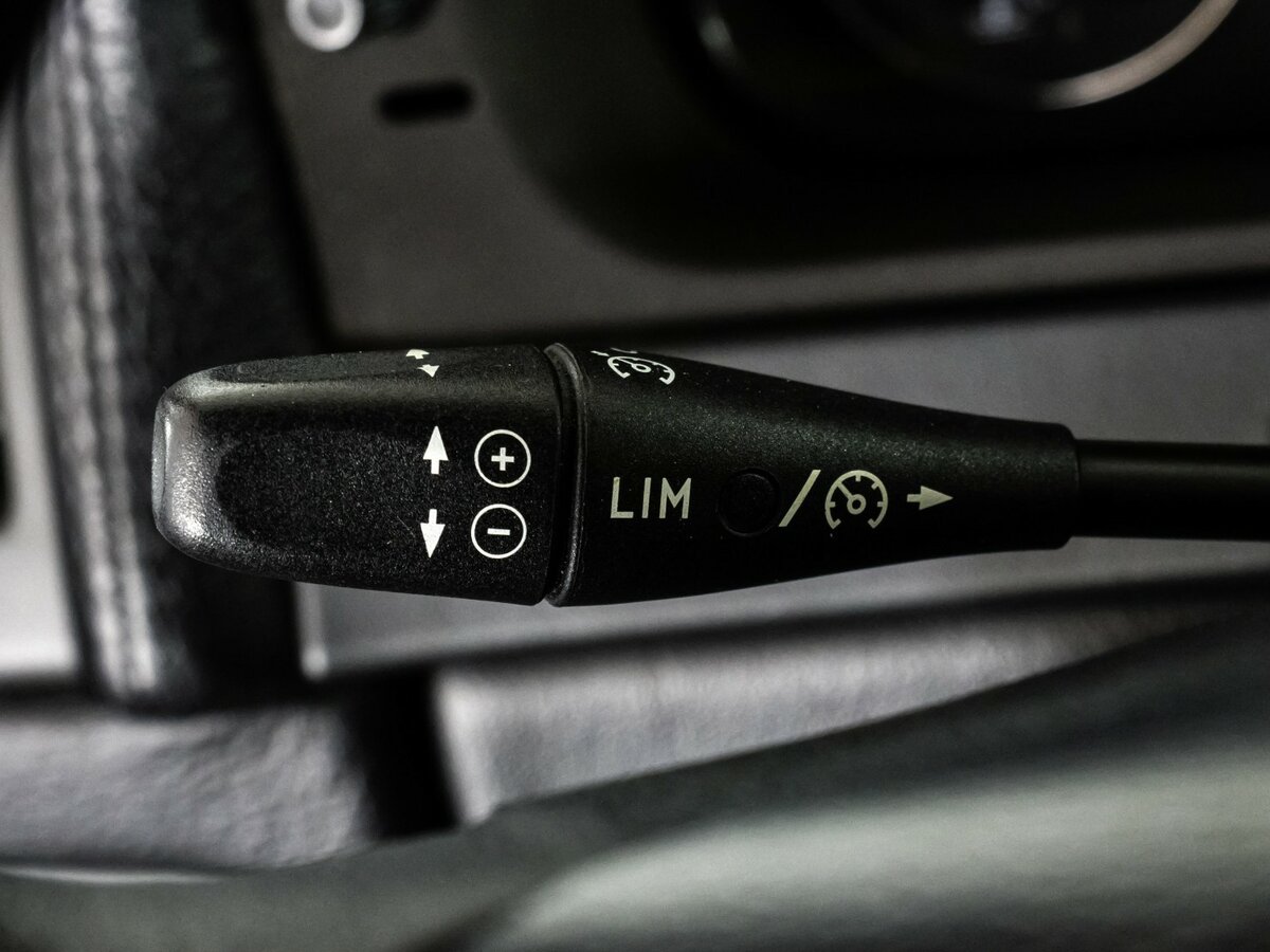 Mercedes-Benz G-Класс 500 II (W463) Рестайлинг 2, 2011 Фото №27