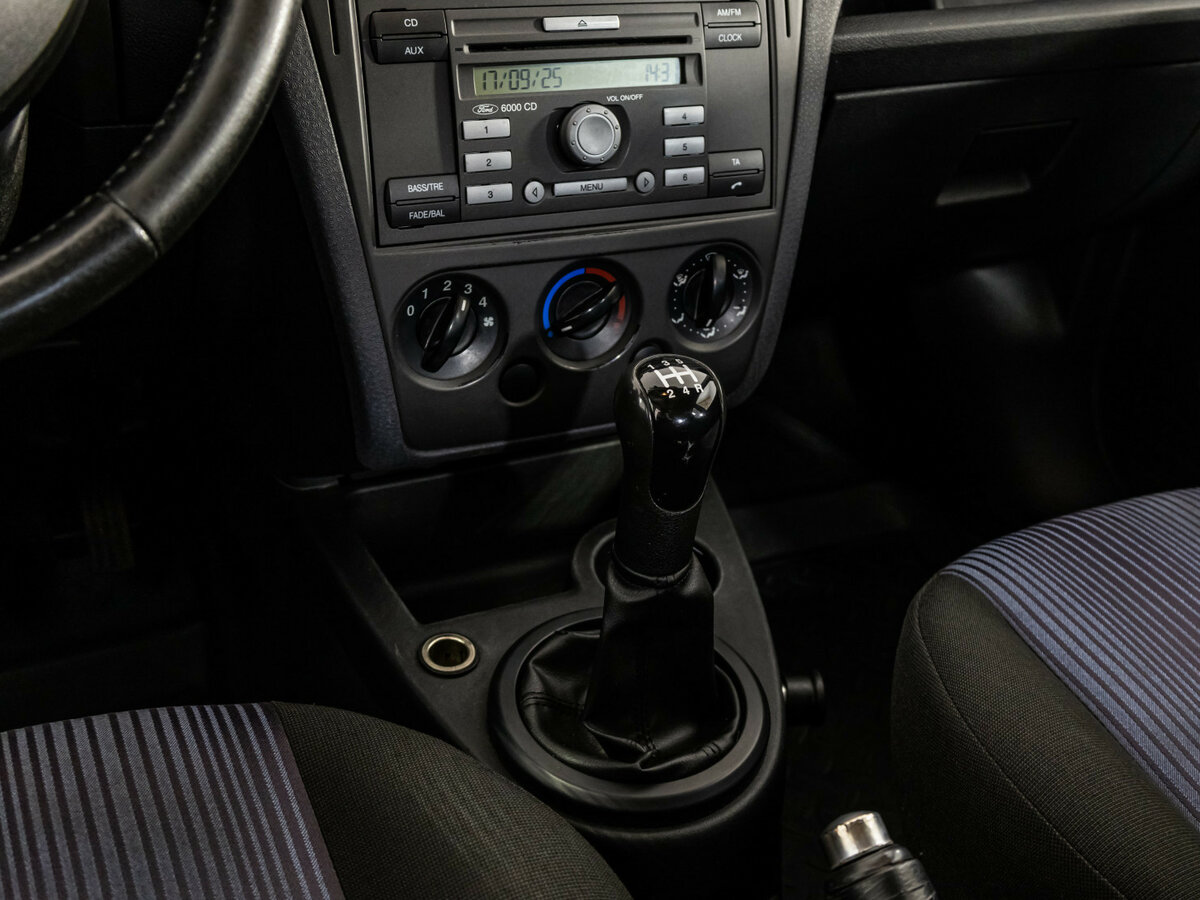 Ford Fusion I Рестайлинг, 2007 Фото №9