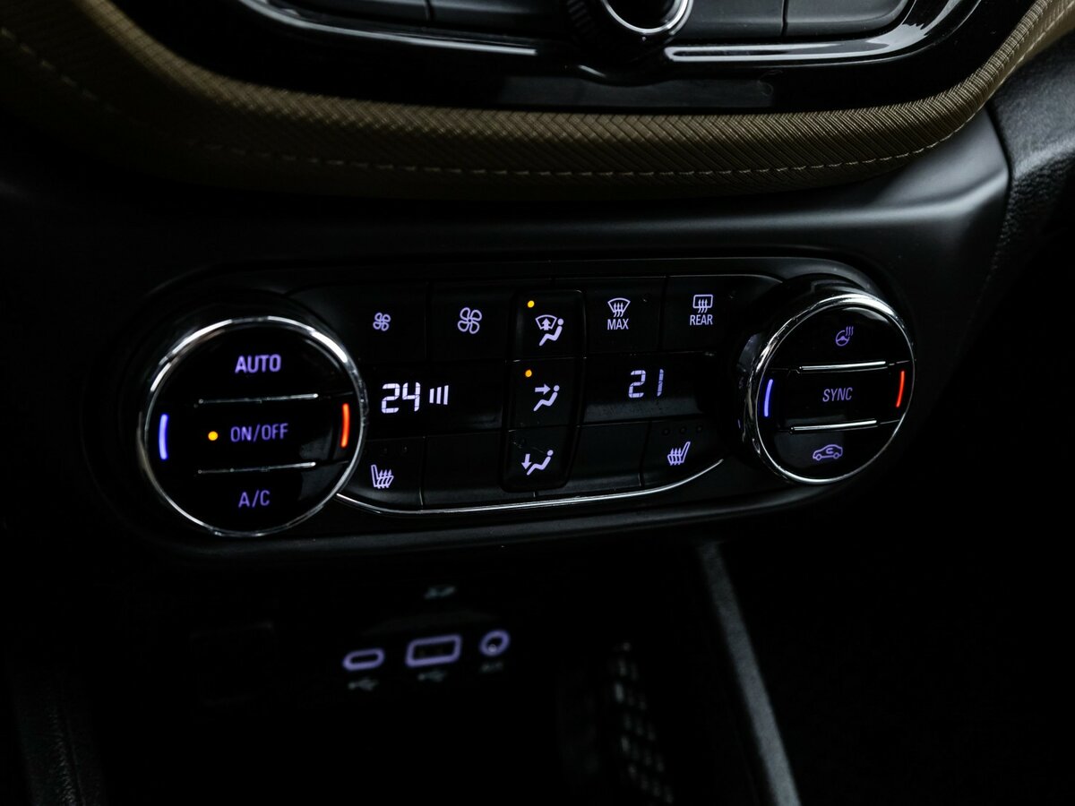 Chevrolet TrailBlazer III, 2020 Фото №25