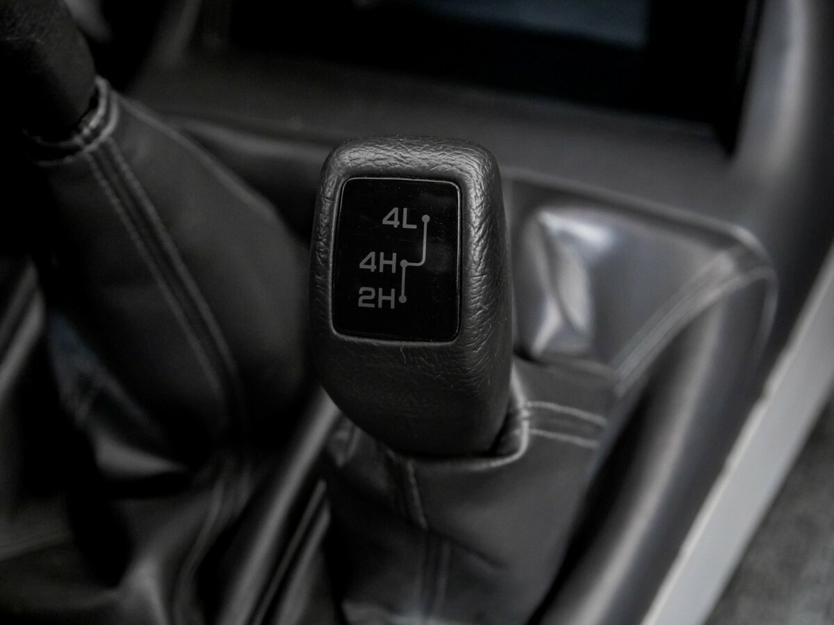 Mitsubishi Pajero Sport I Рестайлинг, 2008 Фото №12