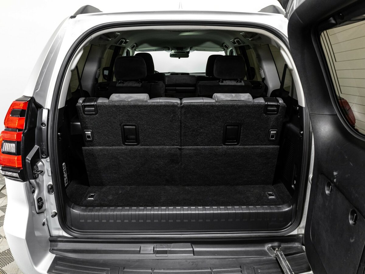 Toyota Land Cruiser Prado 150 Series Рестайлинг 3, 2023 Фото №30