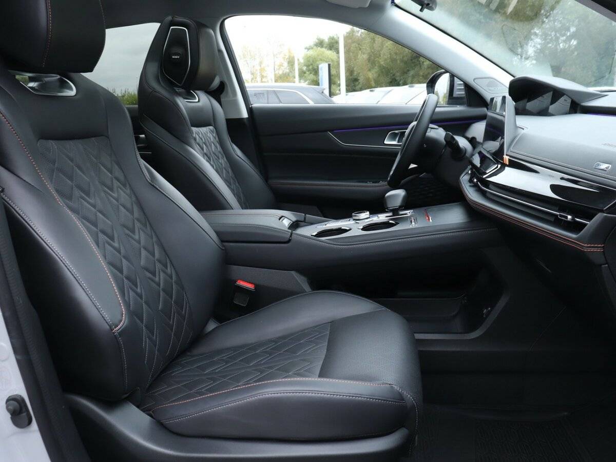 Changan UNI-K, 2024 Фото №15