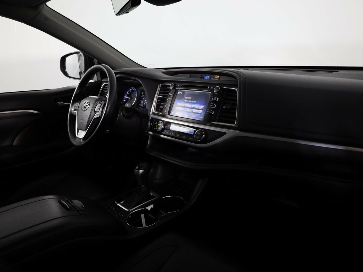 Toyota Highlander III (U50) Рестайлинг, 2019 Фото №10
