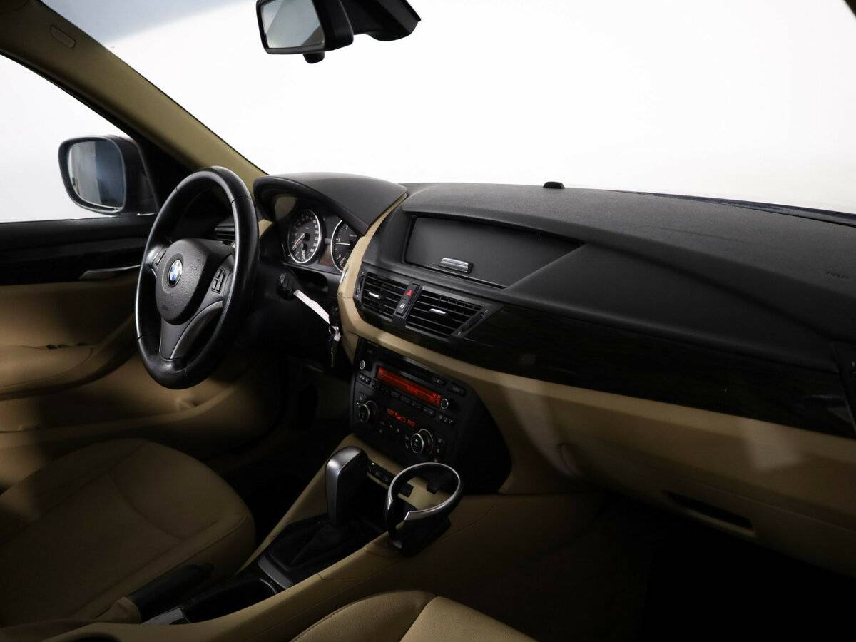 BMW X1 20d I (E84), 2011 Фото №9
