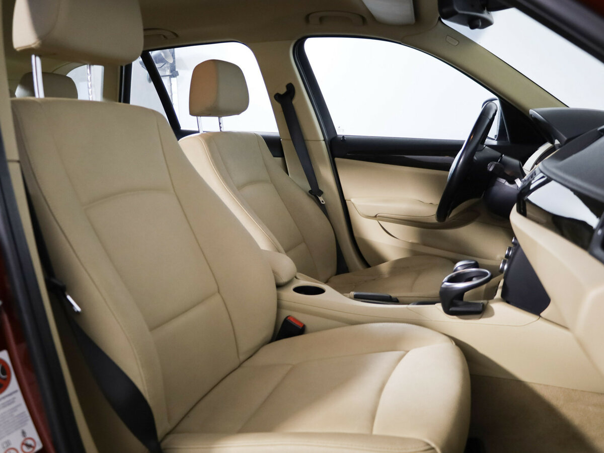 BMW X1 20d I (E84), 2011 Фото №10