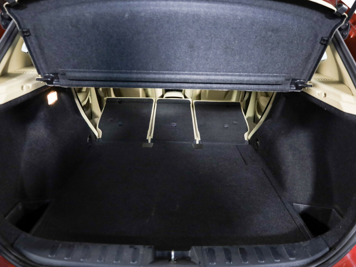 BMW X1 20d I (E84), 2011 Фото №14