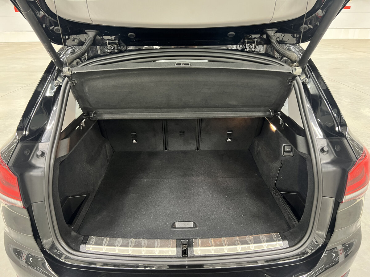 BMW X1 20i xDrive II (F48) Рестайлинг, 2021 Фото №10