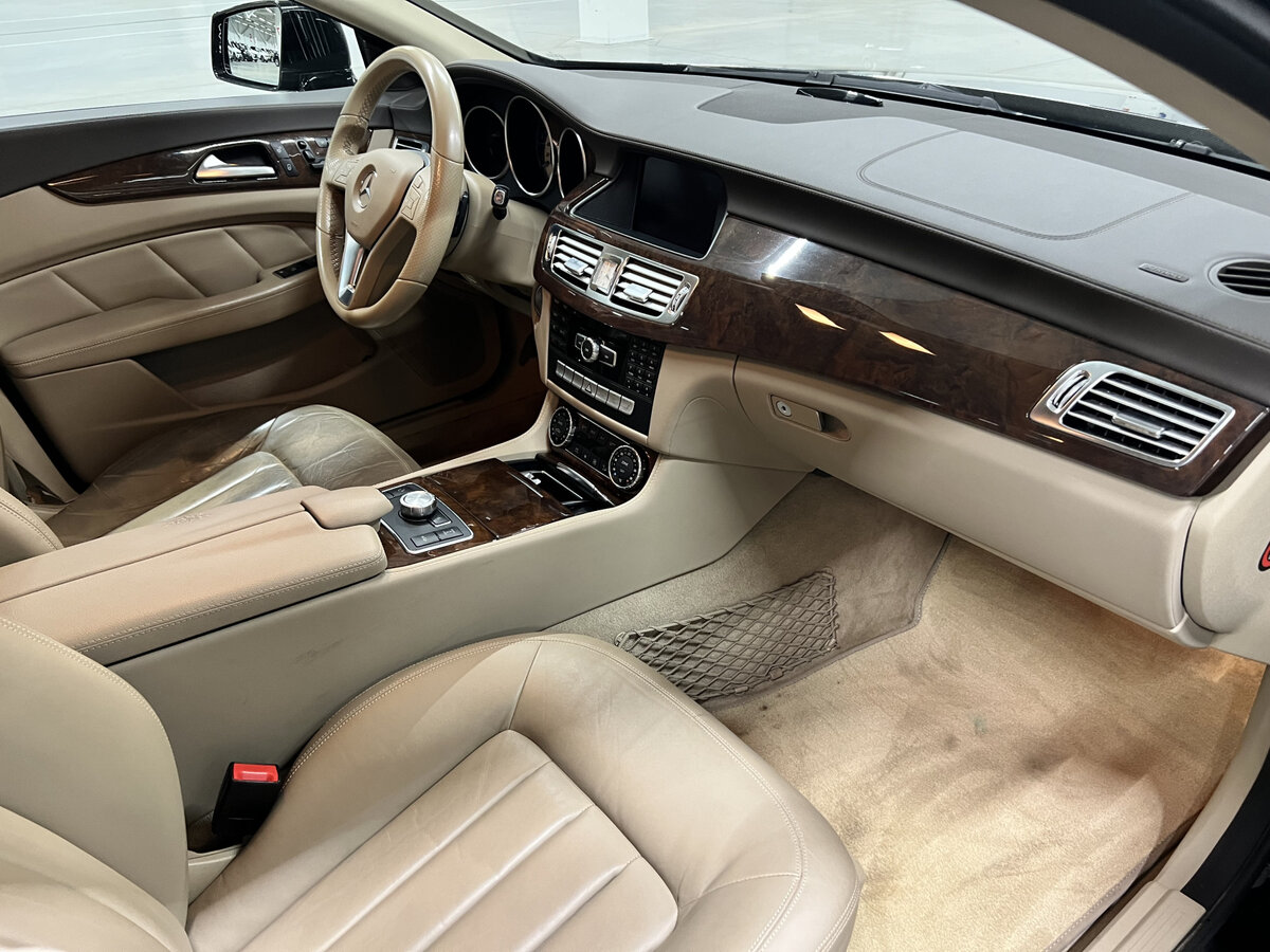 Mercedes-Benz CLS 500 II (C218), 2012 Фото №10