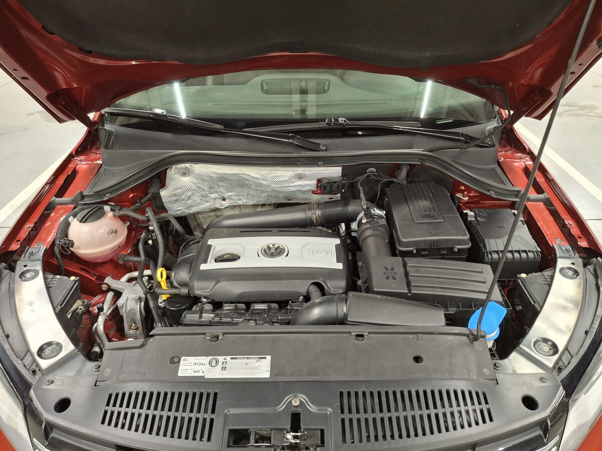 Volkswagen Tiguan I Рестайлинг, 2011 Фото №9