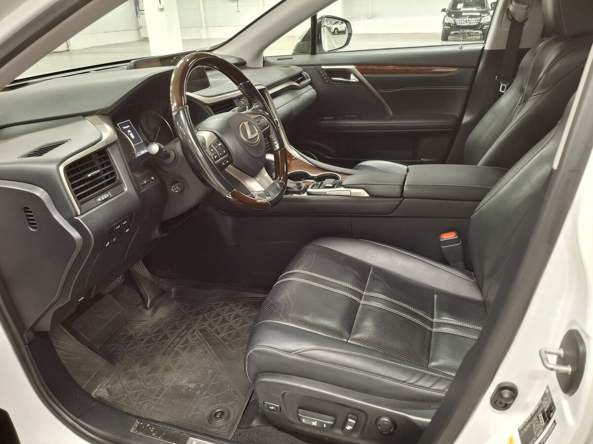 Lexus RX 350 IV, 2016 Фото №16