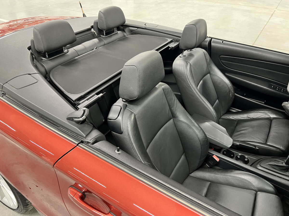 BMW 1 серии 120i I (E81/E82/E87/E88) Рестайлинг, 2008 Фото №9