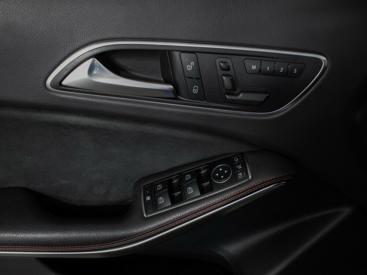 Mercedes-Benz GLA 250 I (X156), 2015 Фото №17