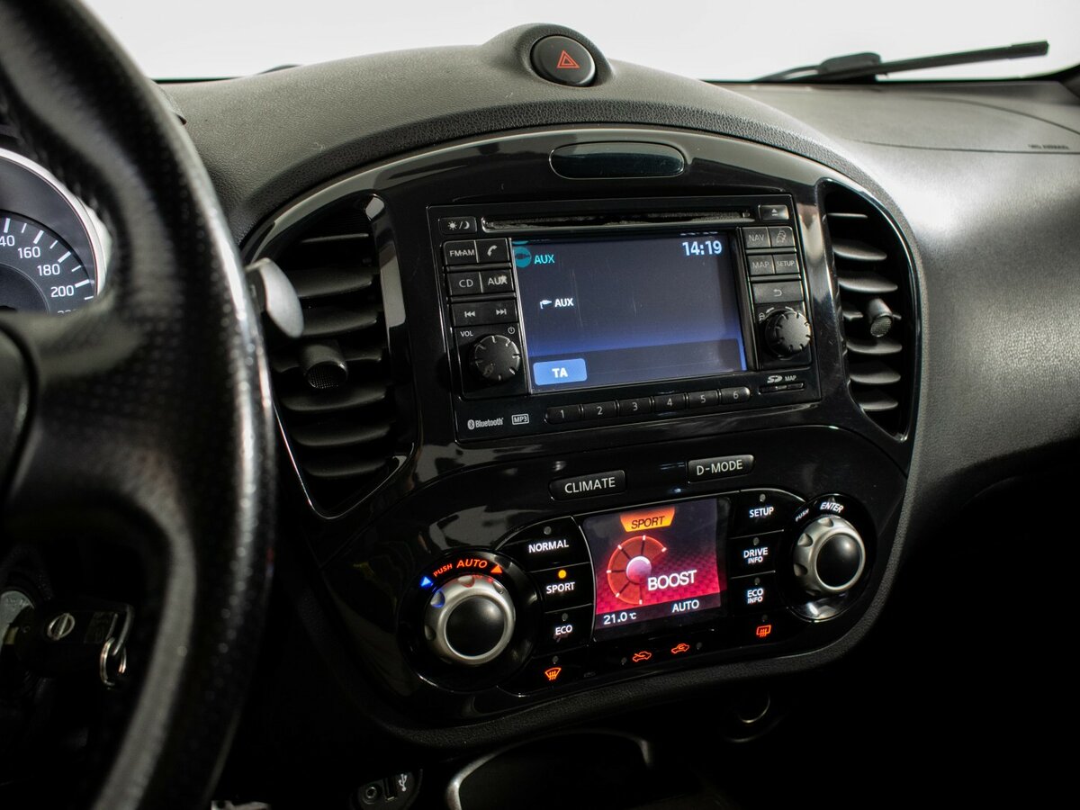 Nissan Juke I, 2011 Фото №13
