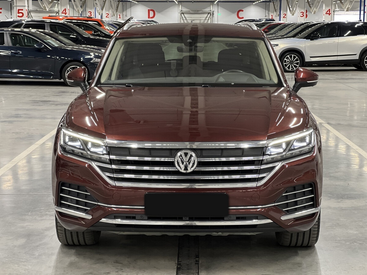 Volkswagen Touareg III, 2020 - 57 152 км. | Фото №2