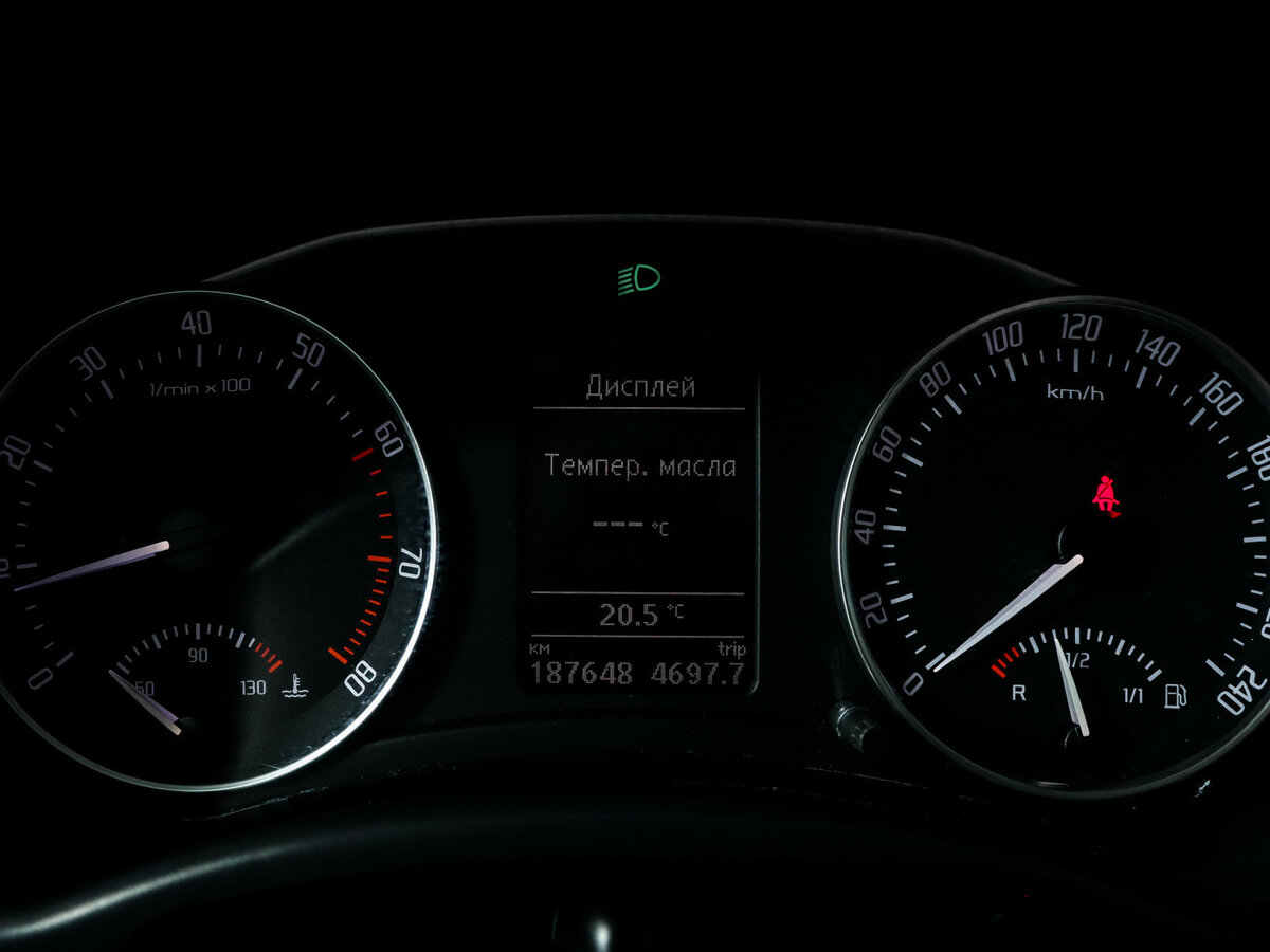 Skoda Octavia DSG7 II (A5) Рестайлинг, 2011 Фото №9