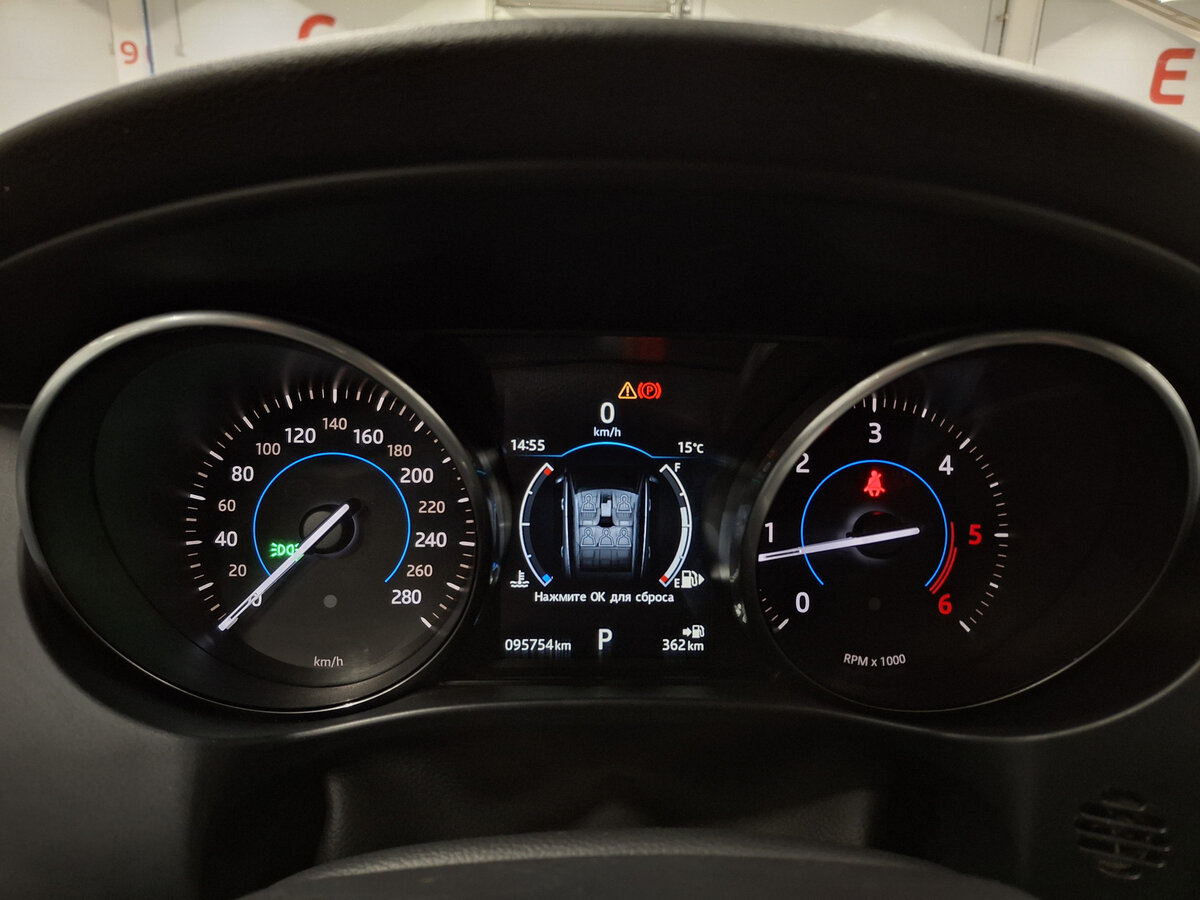 Jaguar F-Pace I, 2016 Фото №12