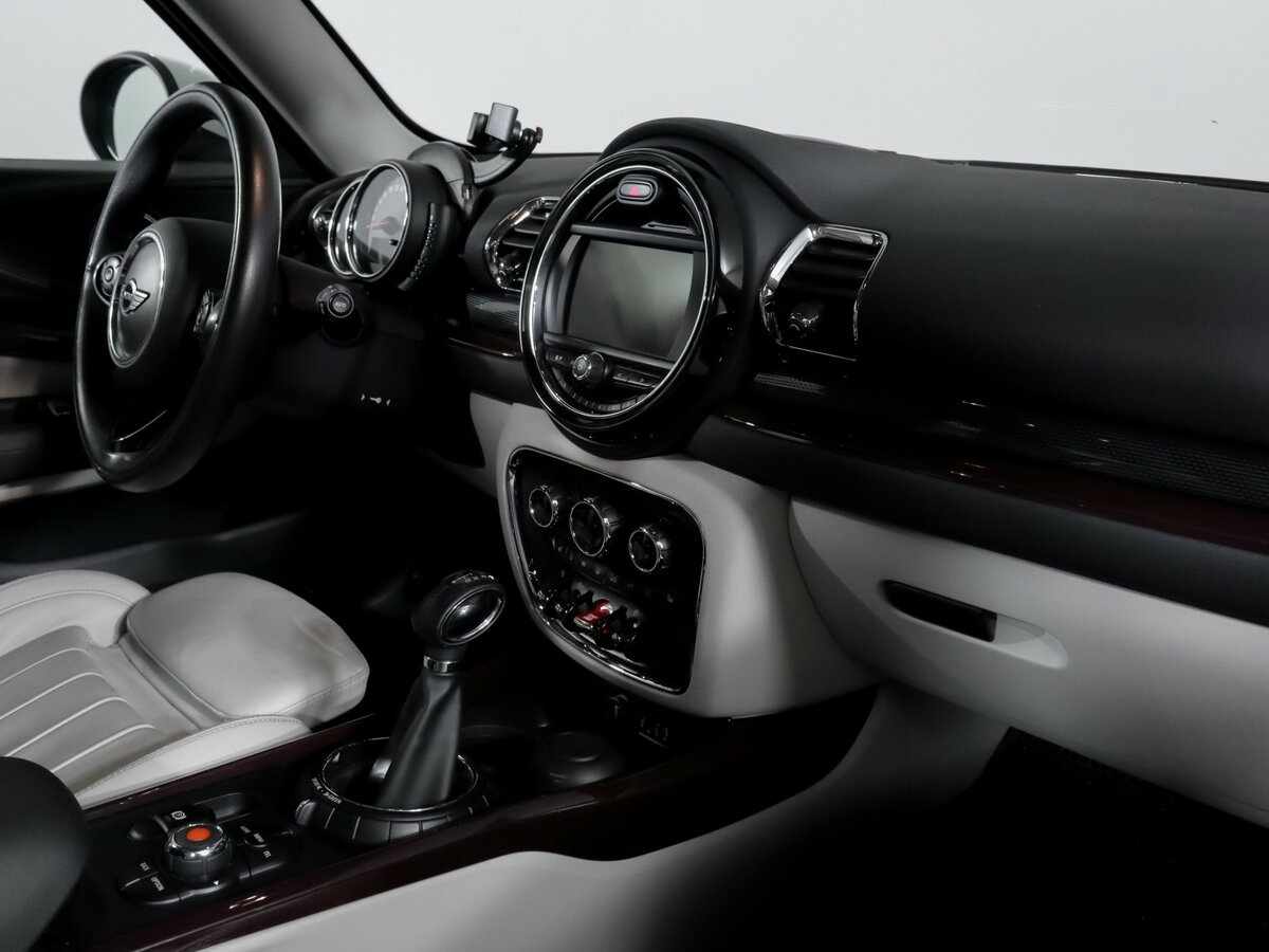 Mini Clubman Cooper S ALL4 II, 2017 Фото №9