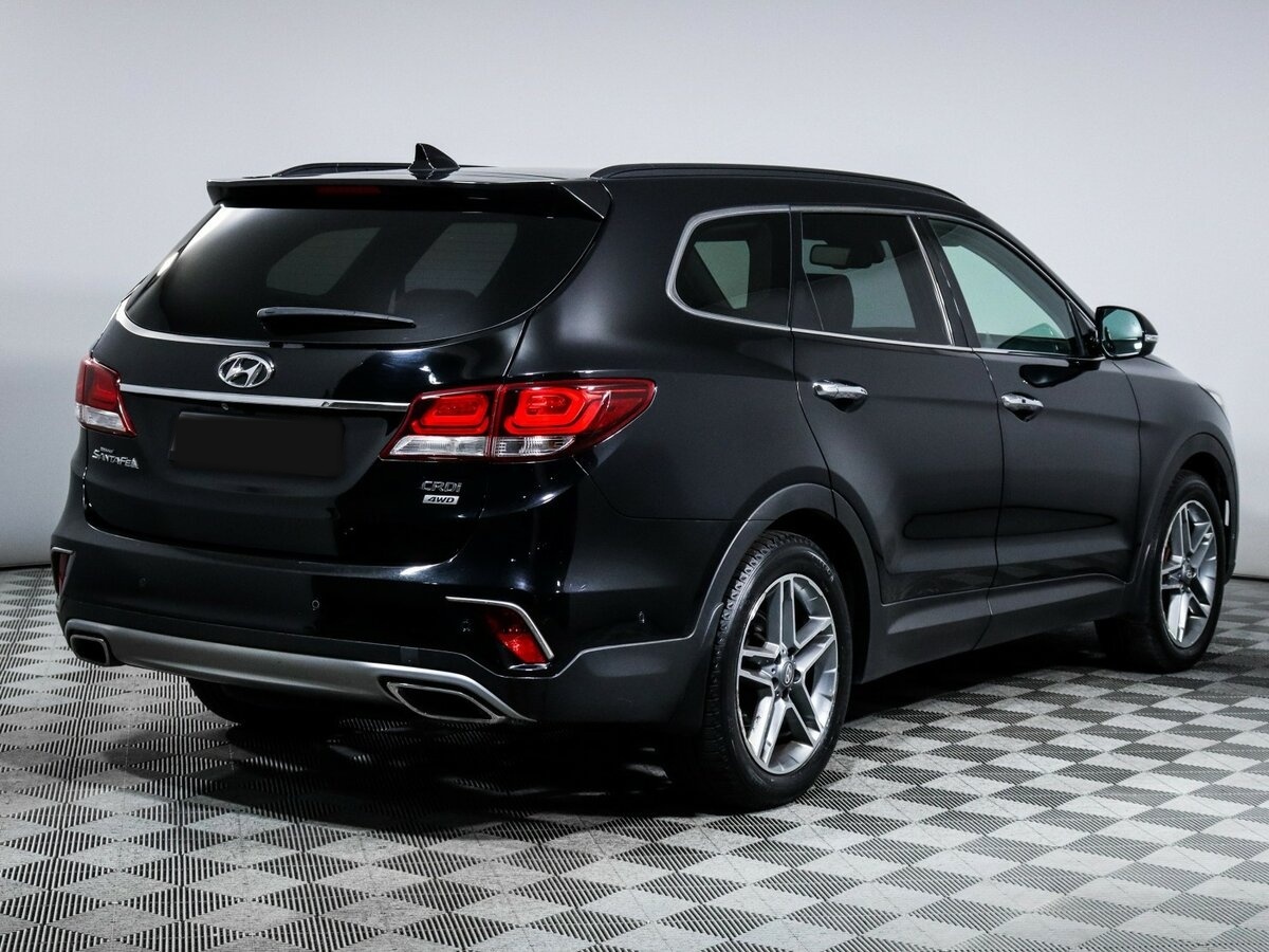 Hyundai Santa Fe Grand III Рестайлинг, 2017 Фото №5