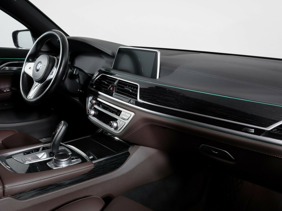 BMW 7 серии 730i VI (G11/G12) Рестайлинг, 2021 Фото №9