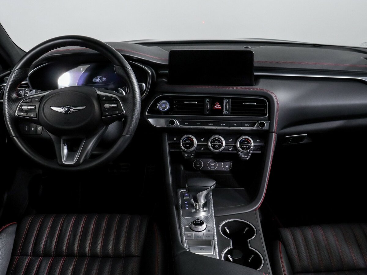 Genesis G70 I Рестайлинг, 2022 Фото №10