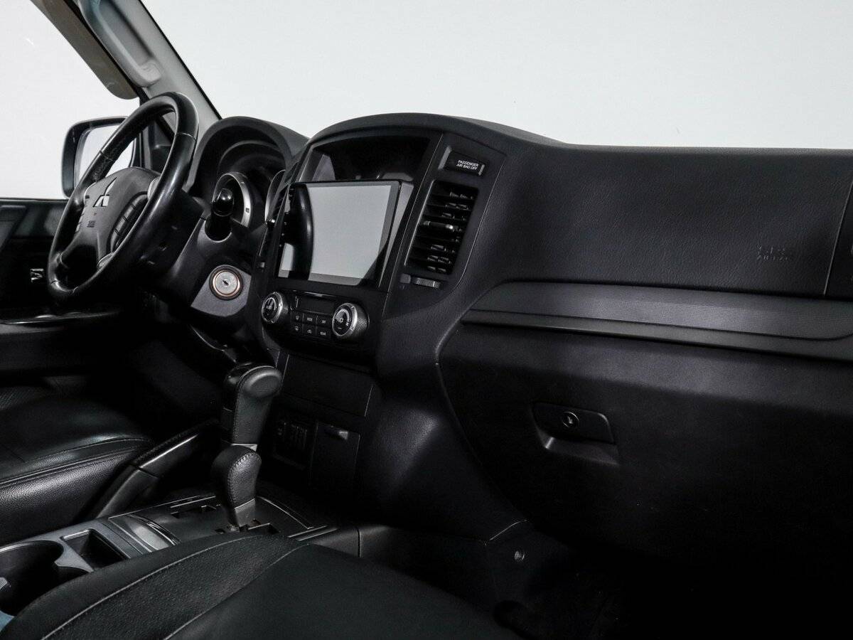 Mitsubishi Pajero IV Рестайлинг 1, 2012 - 225 633 км. | Фото №7