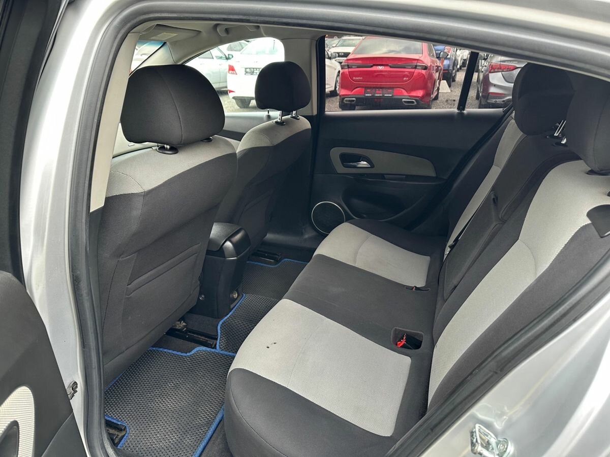 Chevrolet Cruze I Рестайлинг, 2012 - 387 000 км. | Фото №6