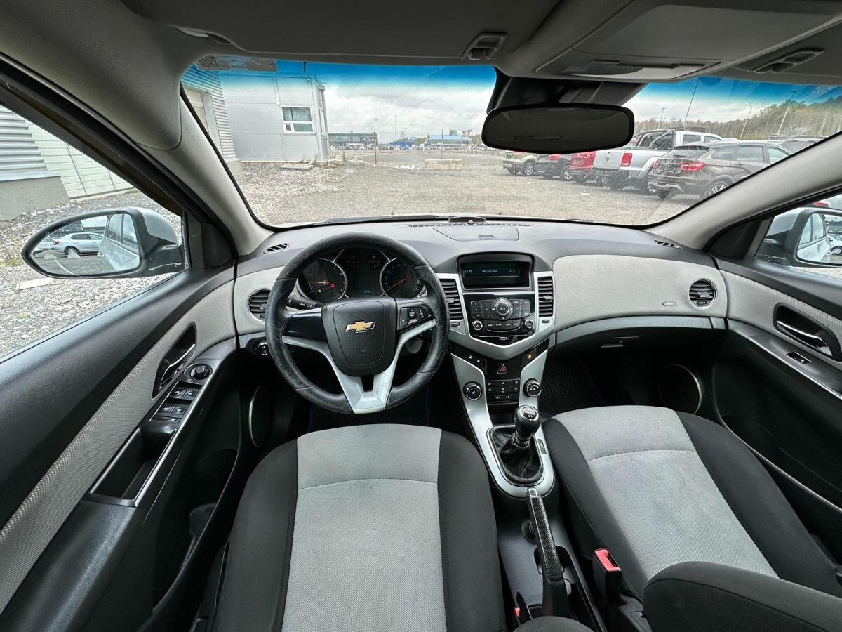 Chevrolet Cruze I Рестайлинг, 2012 Фото №10