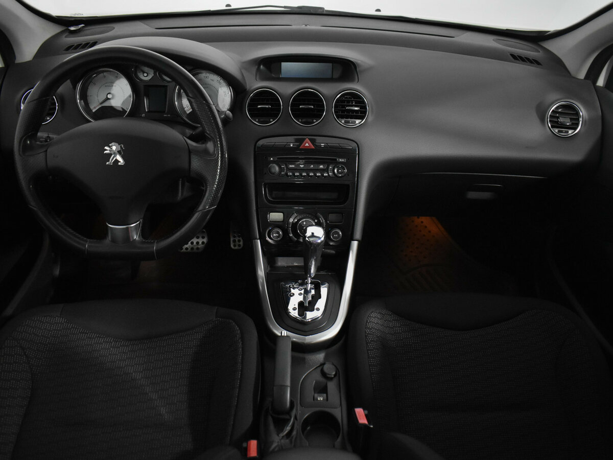 Peugeot 308 I Рестайлинг, 2011 Фото №12