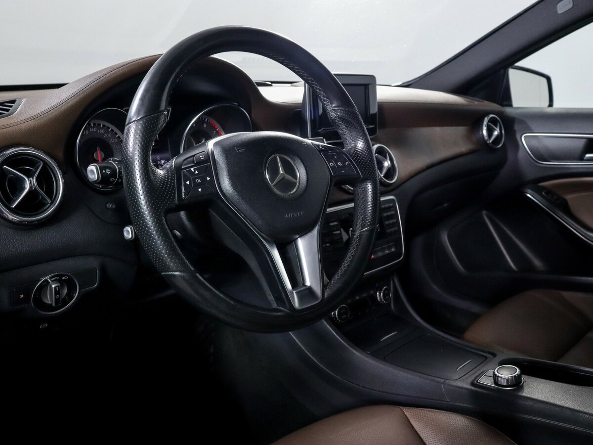 Mercedes-Benz GLA 200 I (X156), 2014 Фото №11
