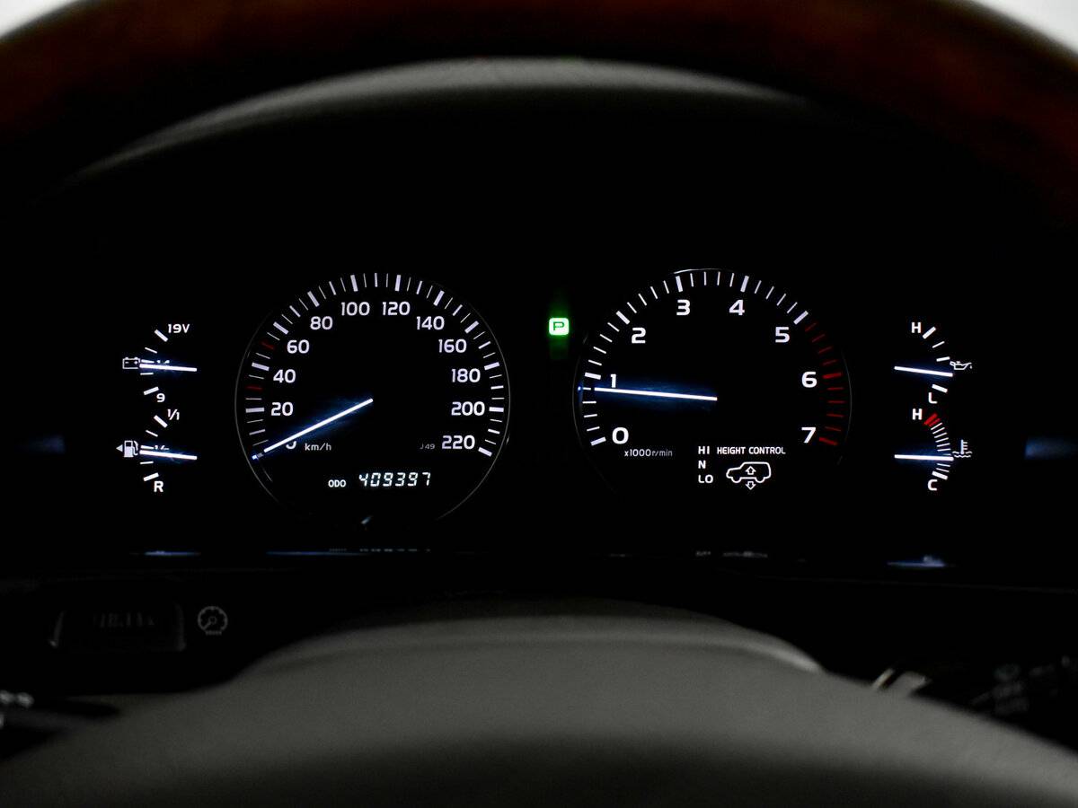 Lexus LX 470 II Рестайлинг, 2007 Фото №17