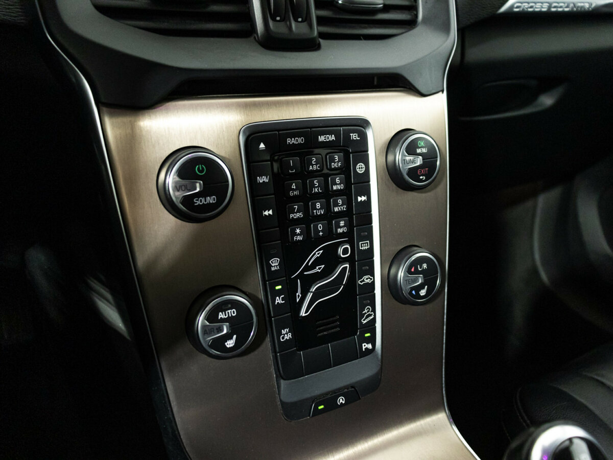Volvo V40 Cross Country I, 2015 Фото №15