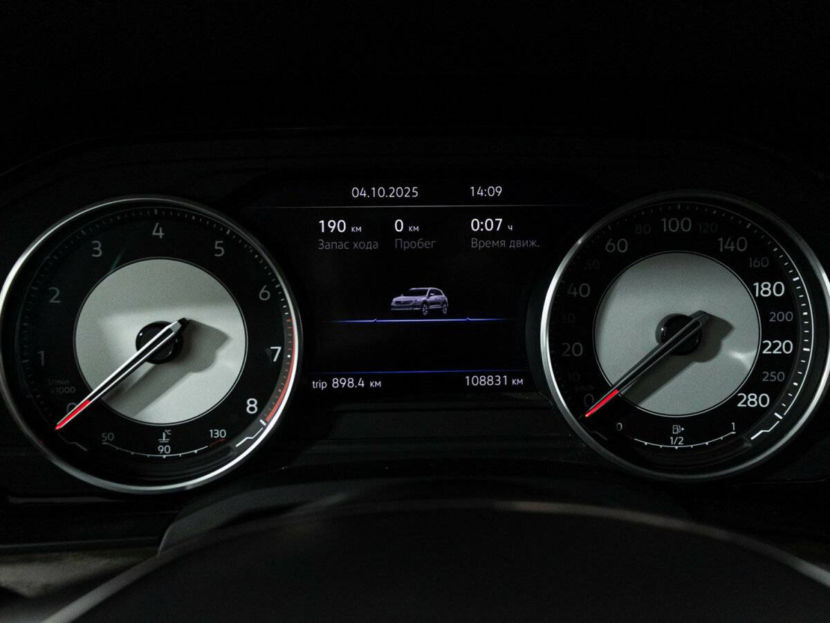 Volkswagen Touareg III, 2019 Фото №12