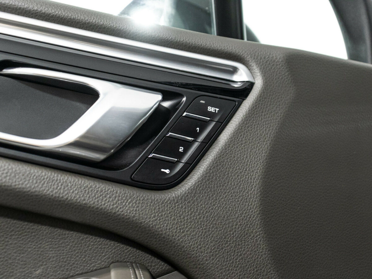 Porsche Macan S I Рестайлинг, 2019 Фото №16