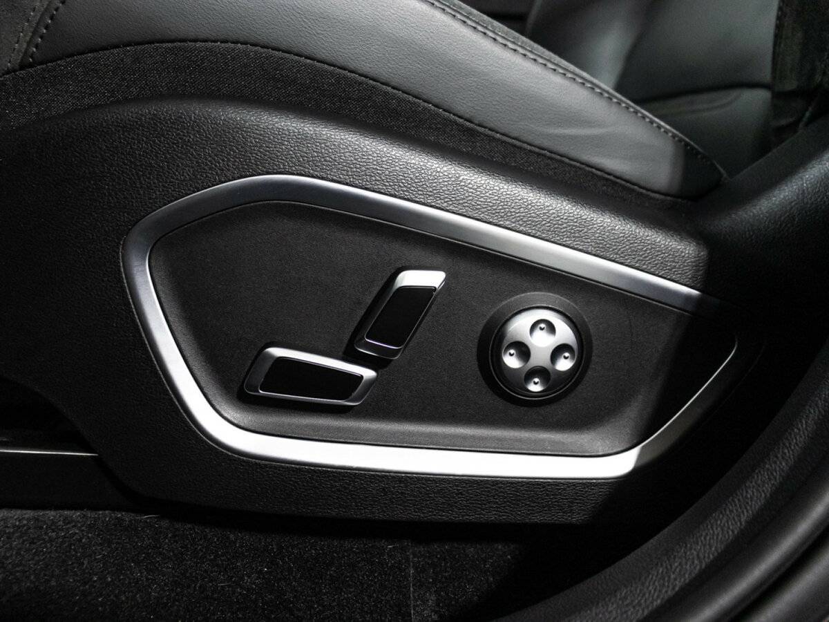 Geely Tugella I Рестайлинг, 2023 Фото №15