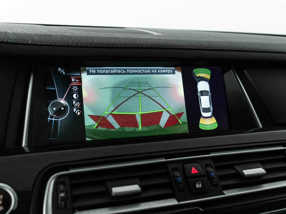 BMW 7 серии 740d xDrive V (F01/F02/F04) Рестайлинг, 2013 Фото №17