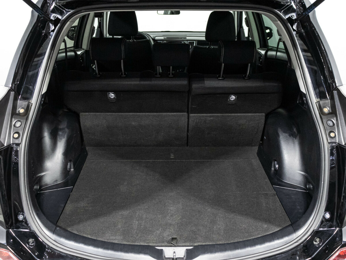 Toyota RAV4 IV (XA40) Рестайлинг, 2017 Фото №17