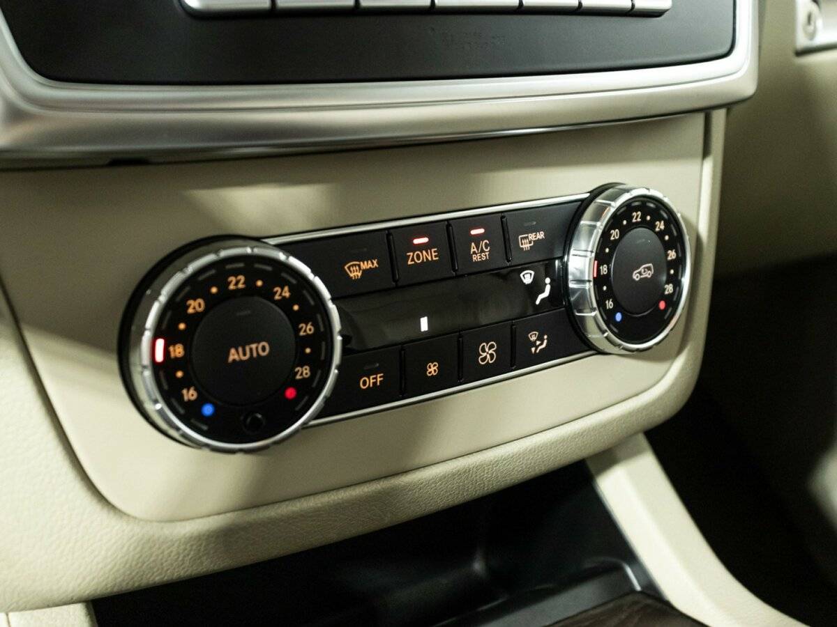 Mercedes-Benz GL-Класс 350 II (X166), 2015 Фото №19