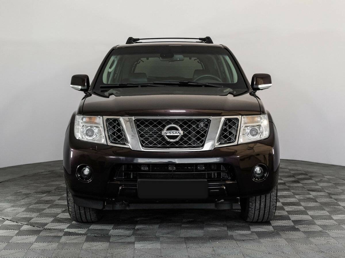 Nissan Pathfinder III Рестайлинг, 2010 Фото №2