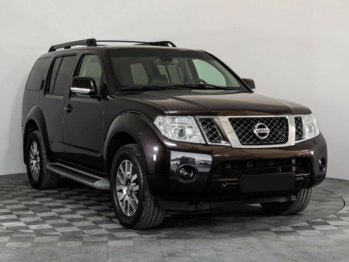 Nissan Pathfinder III Рестайлинг, 2010 Фото №3