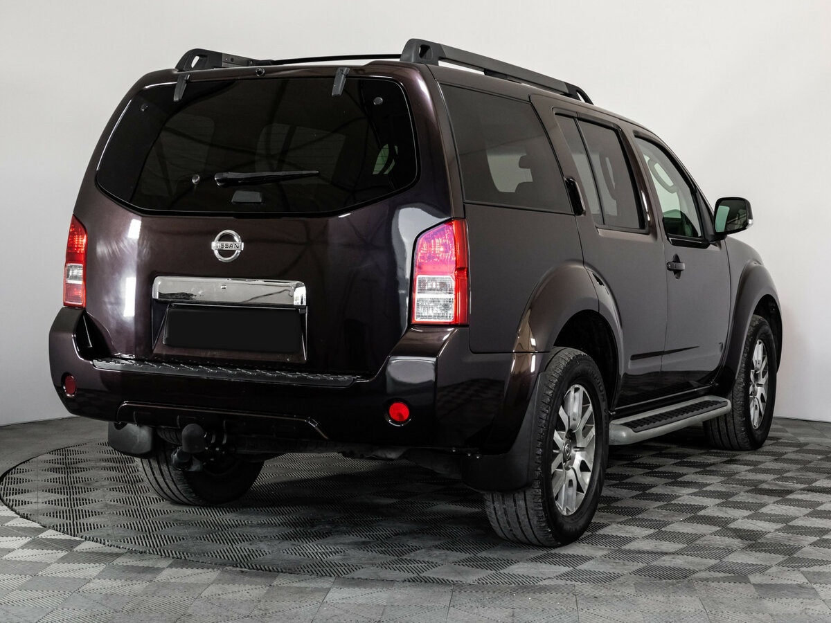 Nissan Pathfinder III Рестайлинг, 2010 Фото №4