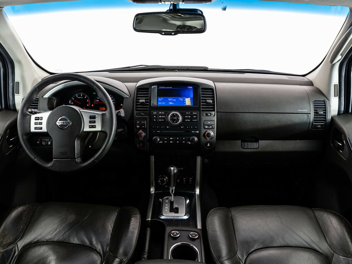 Nissan Pathfinder III Рестайлинг, 2010 Фото №8