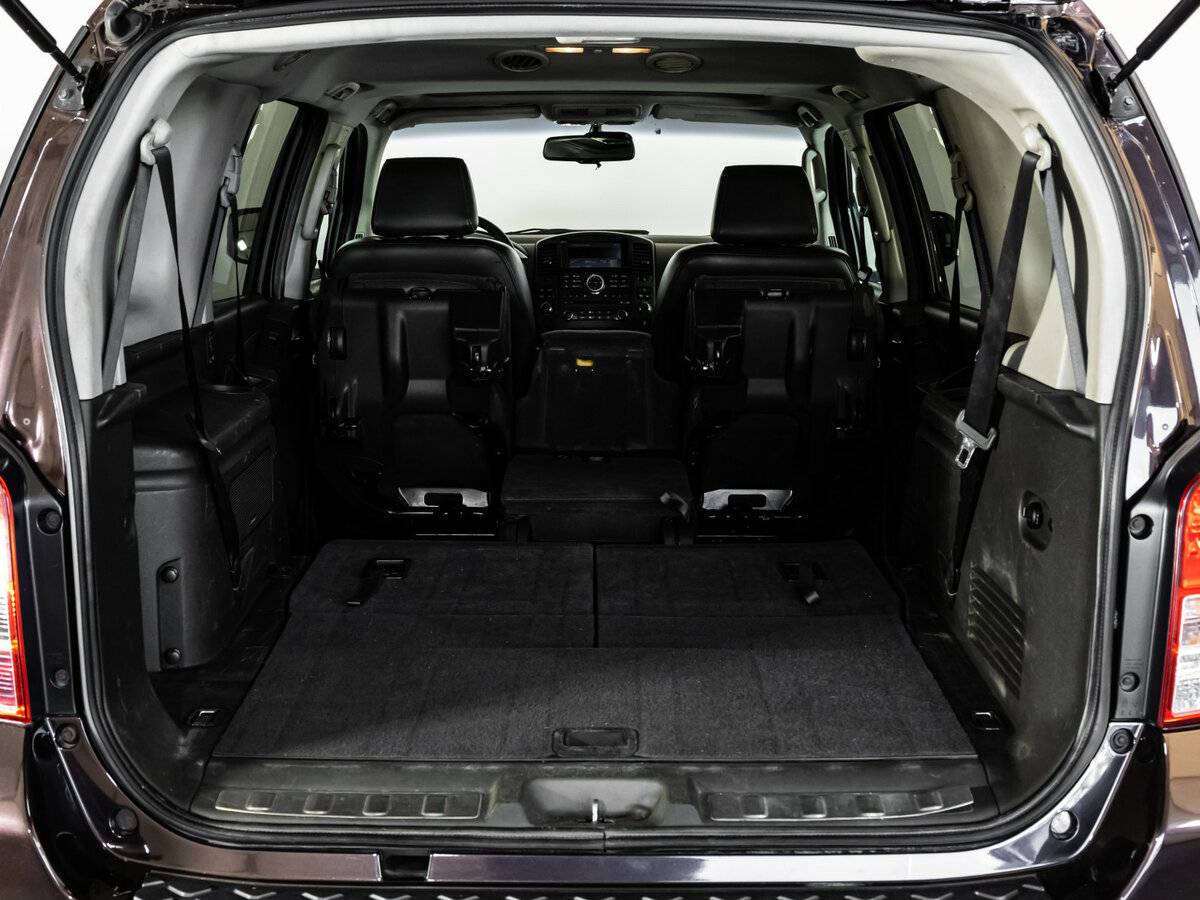 Nissan Pathfinder III Рестайлинг, 2010 Фото №25