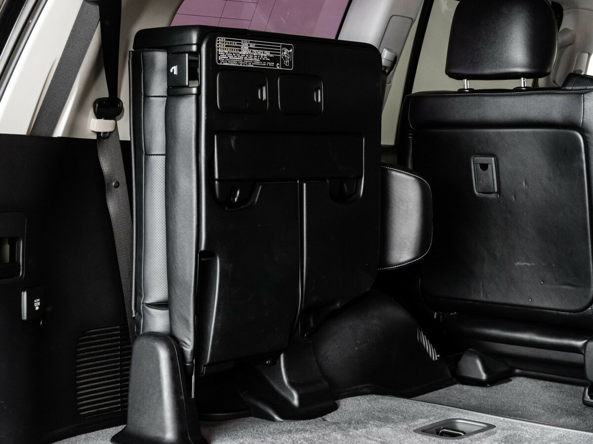 Toyota Land Cruiser 200 Series Рестайлинг 1, 2012 Фото №30