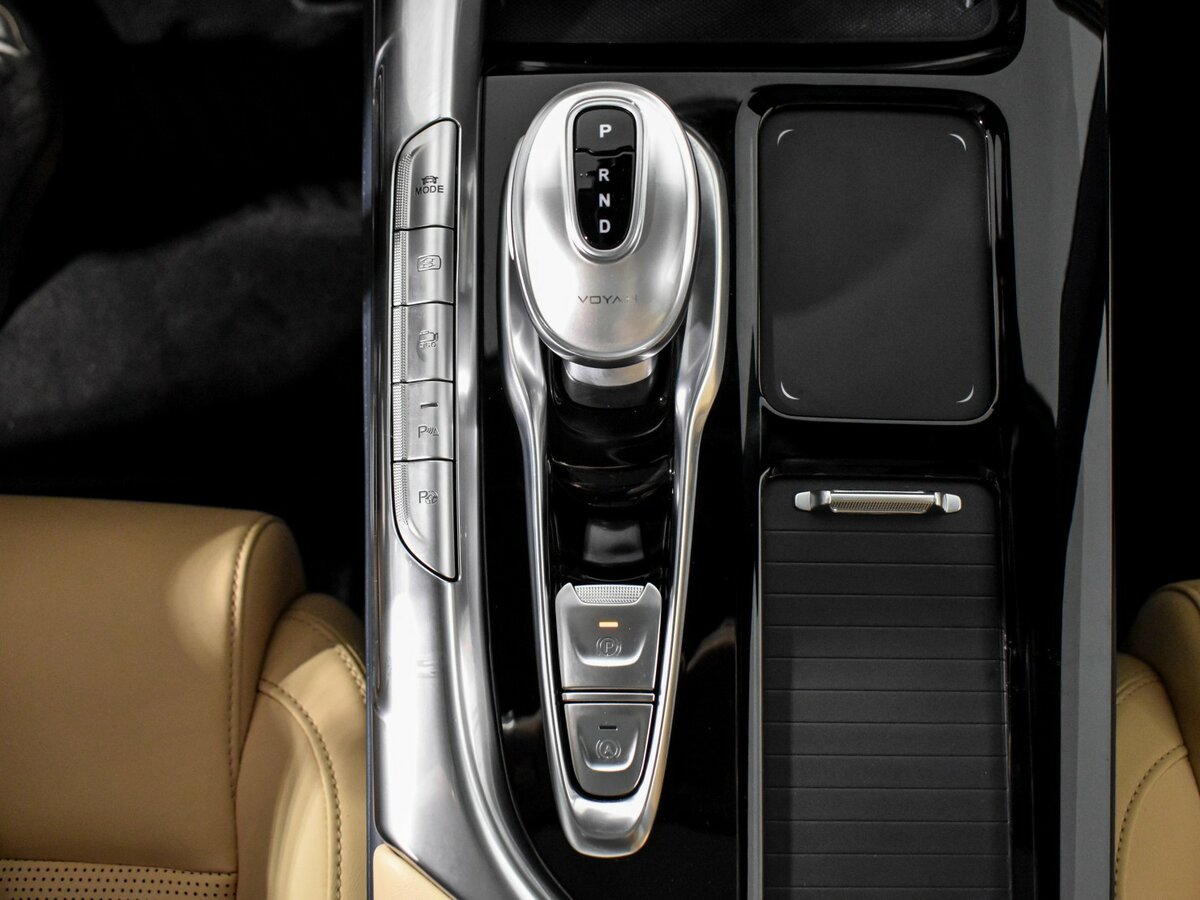 Voyah Free EVR I, 2023 - 25 841 км. | Фото №8