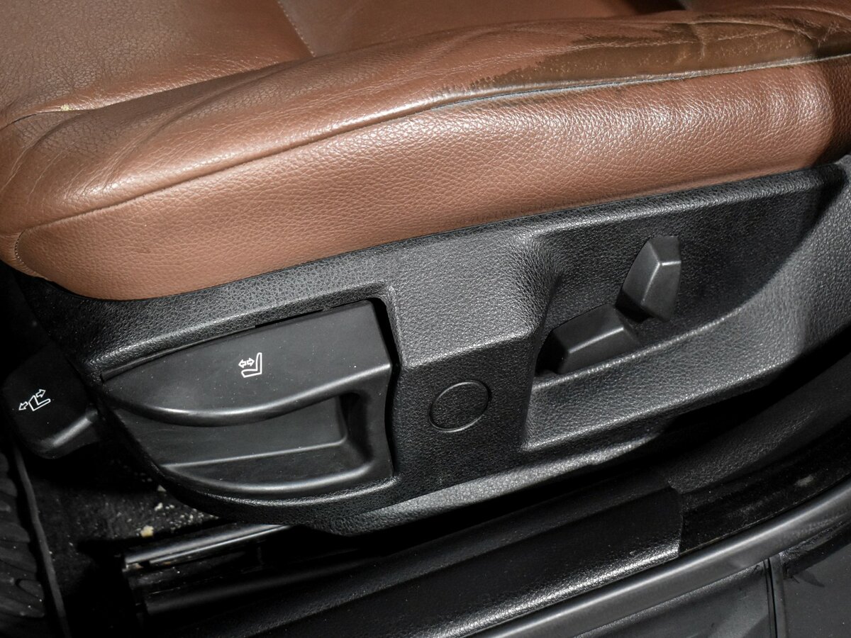 BMW 5 серии 520d VI (F10/F11/F07), 2011 - 248 609 км. | Фото №8