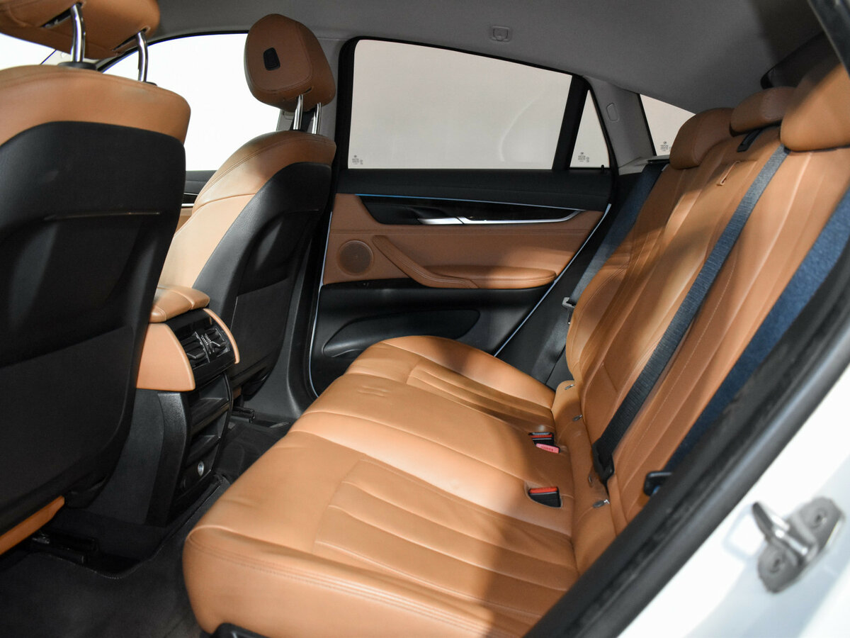 BMW X6 35i II (F16), 2016 Фото №11