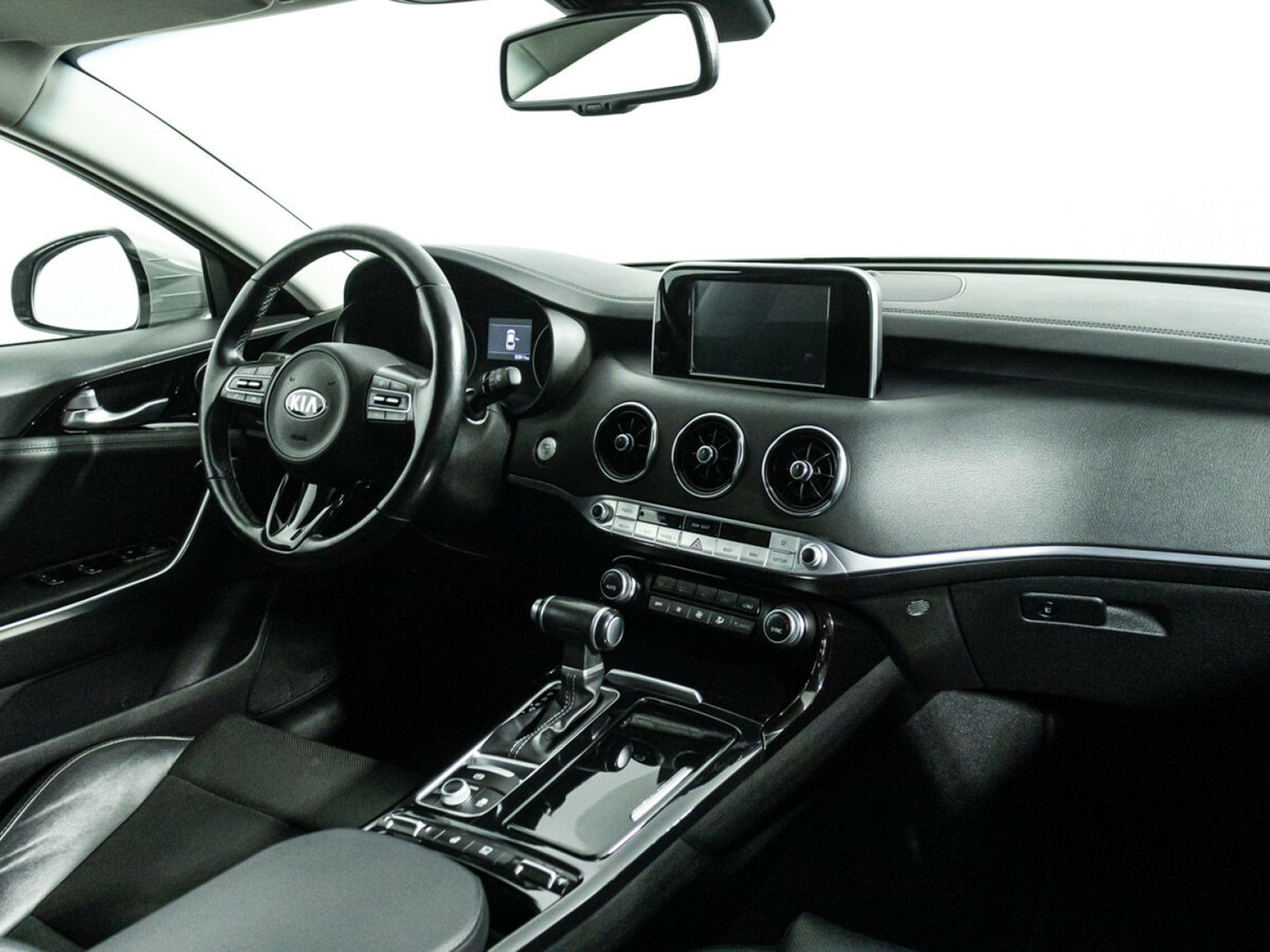 Kia Stinger I, 2018 Фото №9