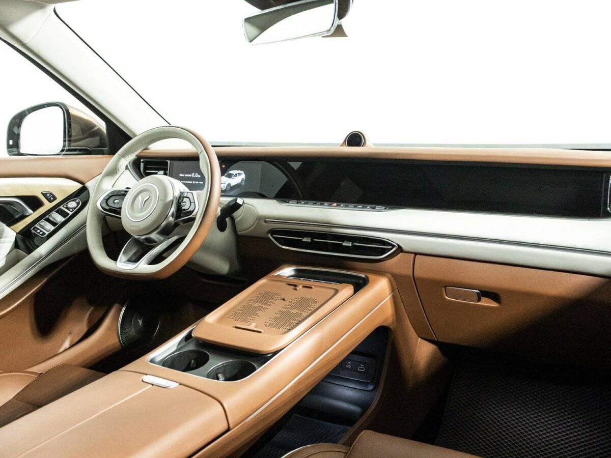 Voyah Free I Рестайлинг, 2023 Фото №9