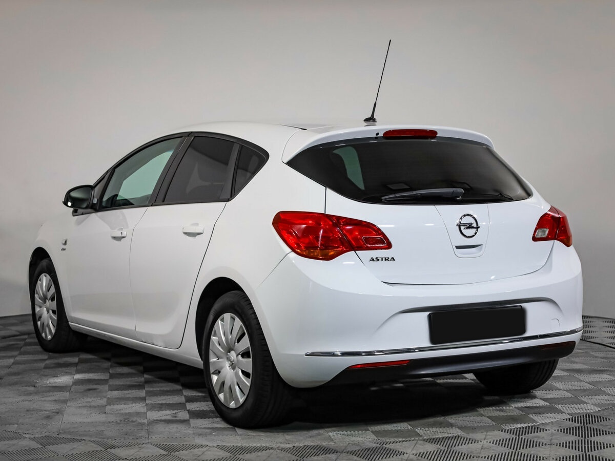 Opel Astra J Рестайлинг, 2014 - 95 950 км. | Фото №6
